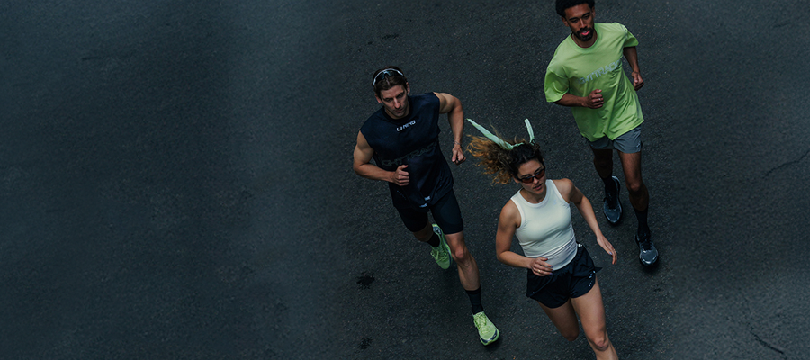 A leading Chinese sports brand offering trend-driven designs across a full range of sportswear.